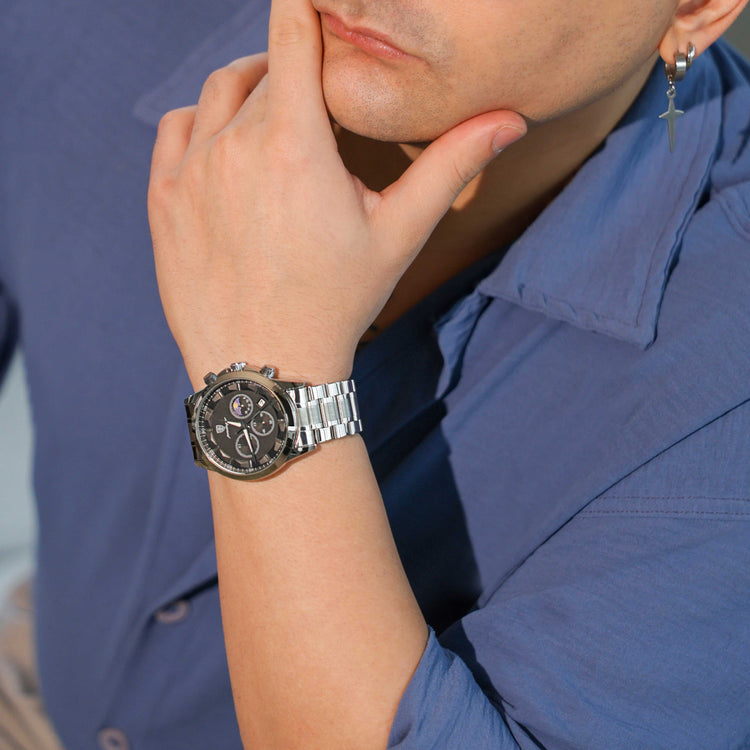 Dominus Stainless Steel Watch Bold Classic Style | Refined Dial Watch With Full Metal Bracelet Neriona