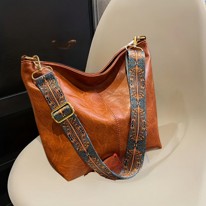 Claire – Women's Handbag | Spacious Geometric Shoulder Bag
