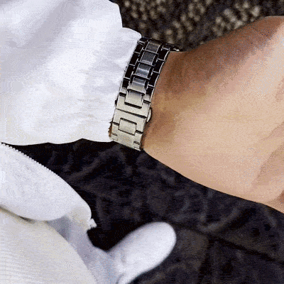 The Monarch Watch – Stainless Steel Quartz Watch | Bold Luxury Watch for Business, Evening & Everyday Wear Neriona