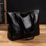 Leather Shoulder Bag – Vintage Design With Spacious Interior | Everyday Bag With Timeless Style For Casual And Refined Outfits Neriona