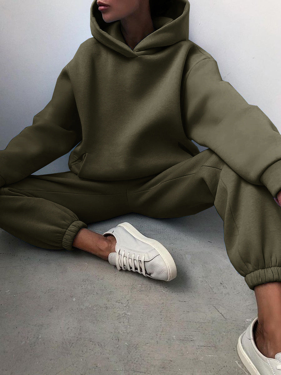 Olivia – Jogging Lounge Set | Women's Two-Piece Tracksuit With Zip-Up Jacket & Jogger Pants** Neriona