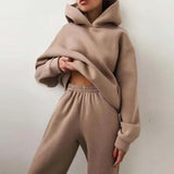 Olivia – Jogging Lounge Set | Women's Two-Piece Tracksuit With Zip-Up Jacket & Jogger Pants** Neriona Brown