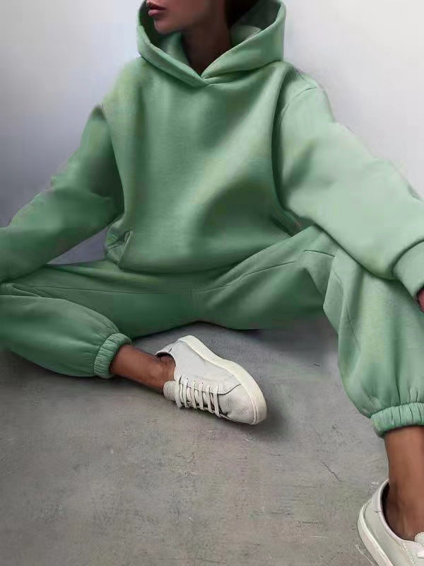 Olivia – Jogging Lounge Set | Women's Two-Piece Tracksuit With Zip-Up Jacket & Jogger Pants** Neriona Green 1